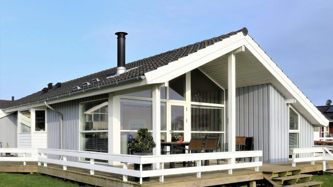 holiday-house-3322326_1280 Terrassenüberdachung