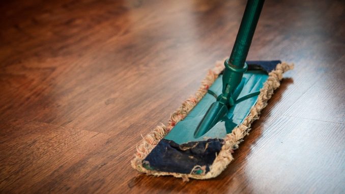 cleaning-268126_1280 Reinigen und Entrümpeln des Hauses